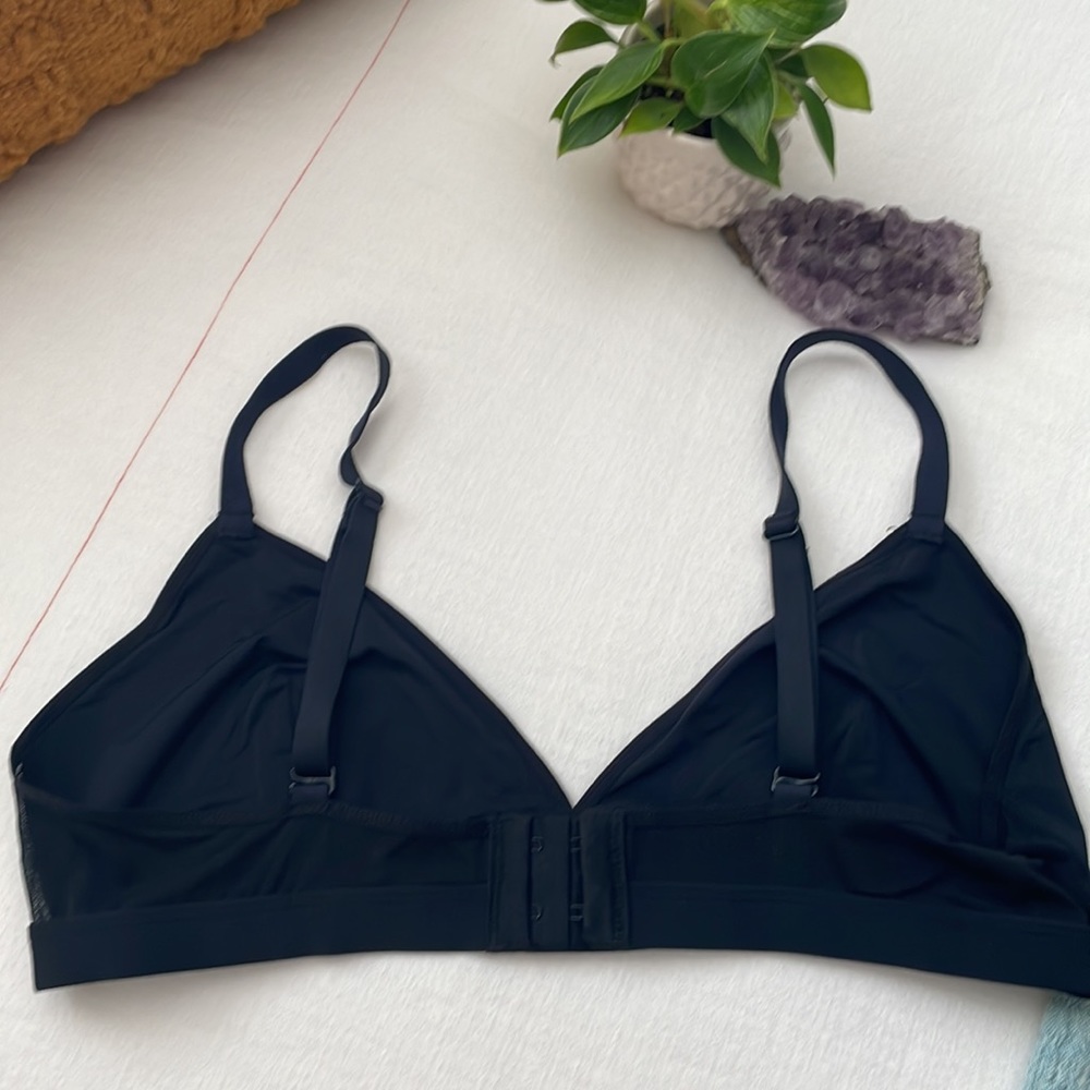 PARADE triangle bralette 🐝 - Picture 6 of 6